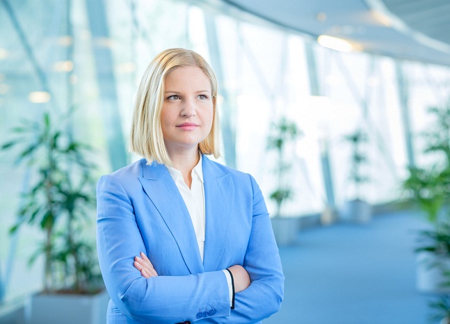 Eurodeputetja me origjinë shqiptare kërkon negociatat për Shqipërinë