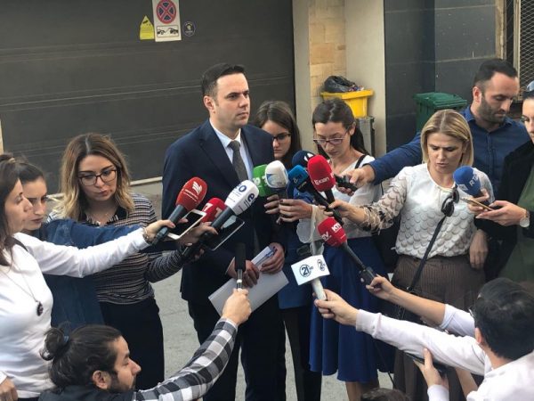 Qeveria e re e Kosovës, përfundon takimi VV-LDK