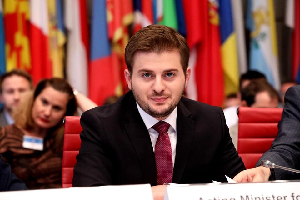 Shqipëria vendos hapjen e misionit të posaçëm në Kiev