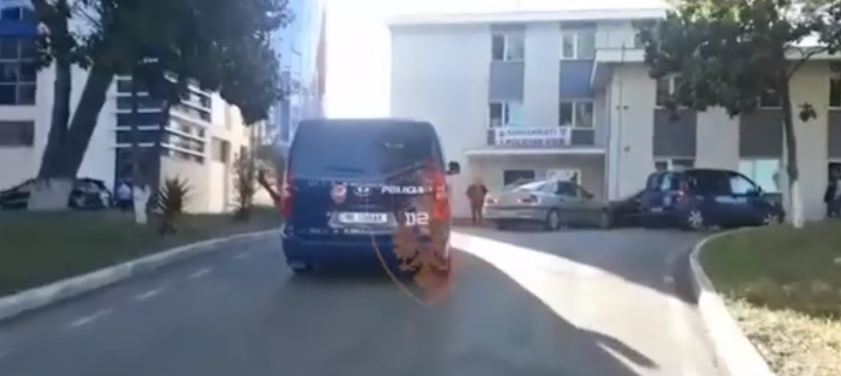 Kishte krijuar organizatë kriminale dhe fshihej në arrati, arrestohet i shumëkërkuari