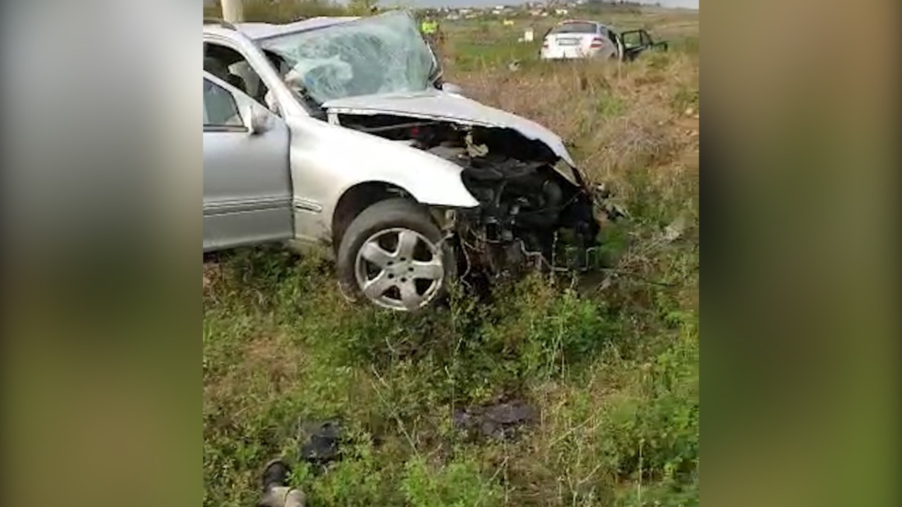 Rëndohet bilanci nga përplasja e dy mjeteve Benz në Shijak, dy të vdekur (FOTO & ViDEO)