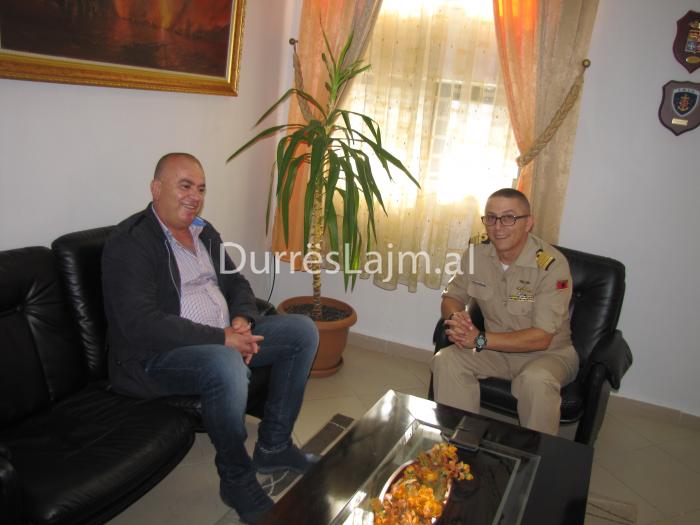 Durrës, çertifikatë mirënjohjeje për kryedispecerin Luan Dauti