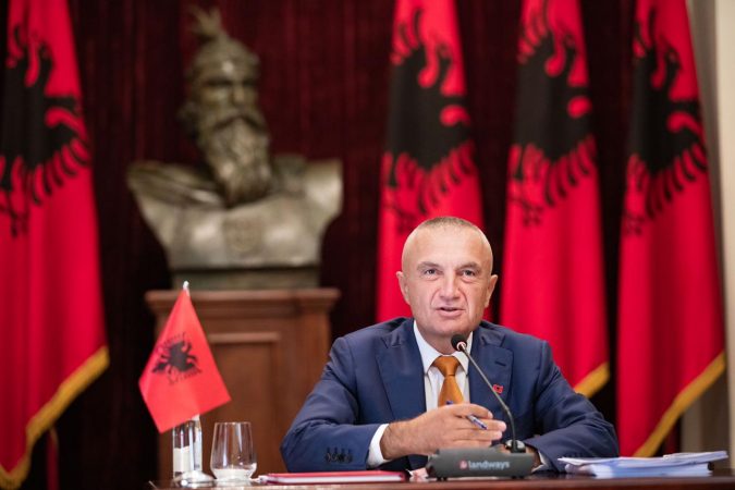 Meta letër Presidentit të Komisionit të Venecias: Drafti rindezi polarizimin politik