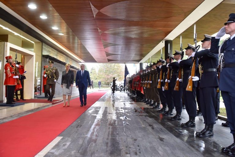 Vizita zyrtare e Metës, jehonë e madhe në mediat e Kroacisë