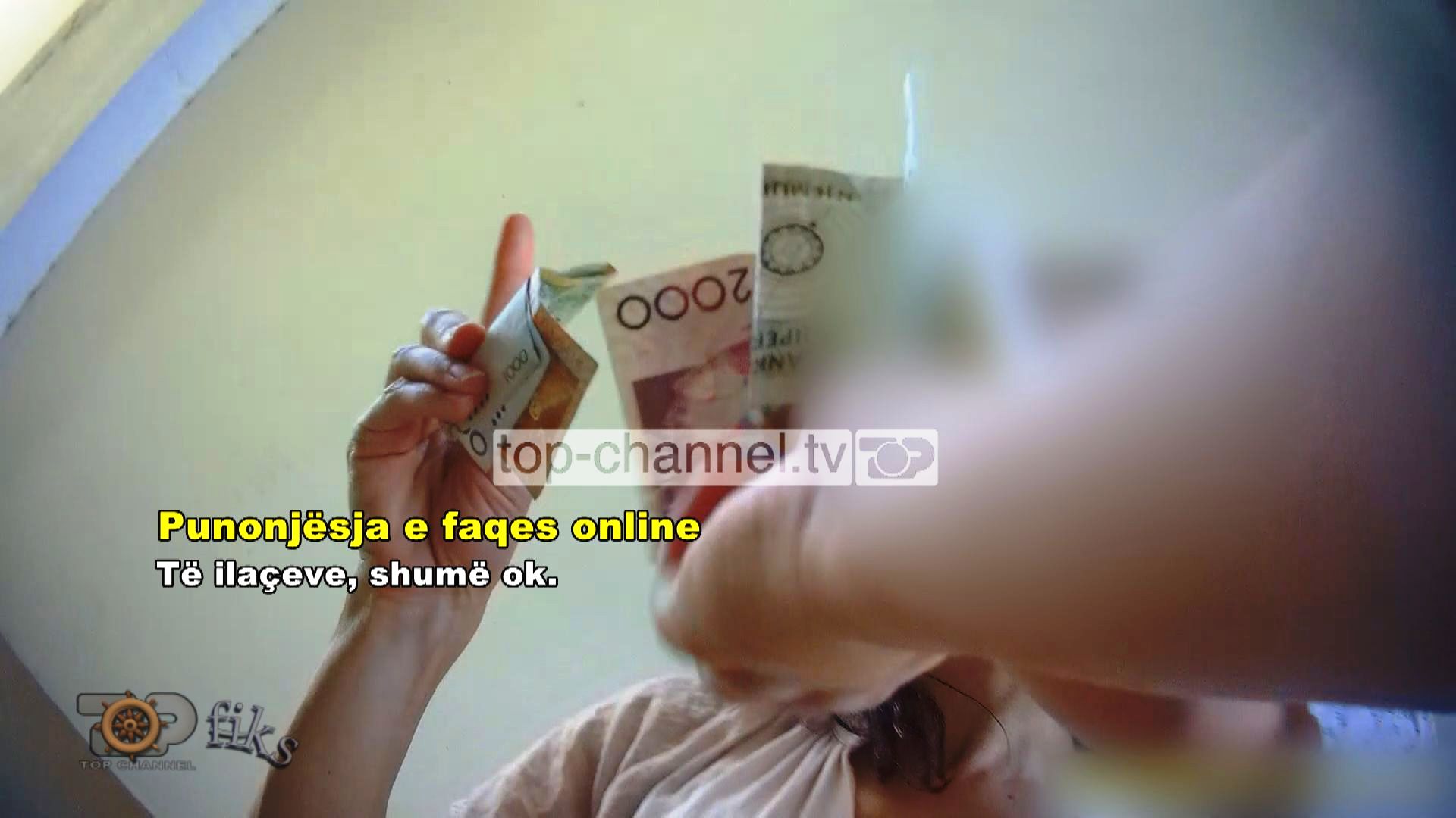 Skandali/ Ilaçe për fëmijë e të rritur shiten online