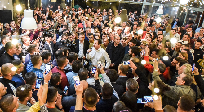 Albin Kurti në Tiranë, për të festuar fitoren në zgjedhjet e Kosovës