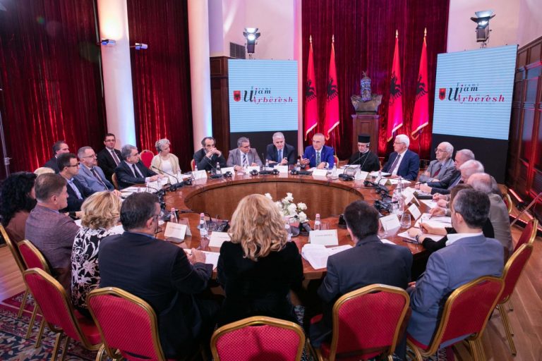 Presidenti Meta inicion nismën e Tij “U’ jam Arbëresh”: Të ruajmë dhe promovojmë trashëgiminë kulturore arbëreshe