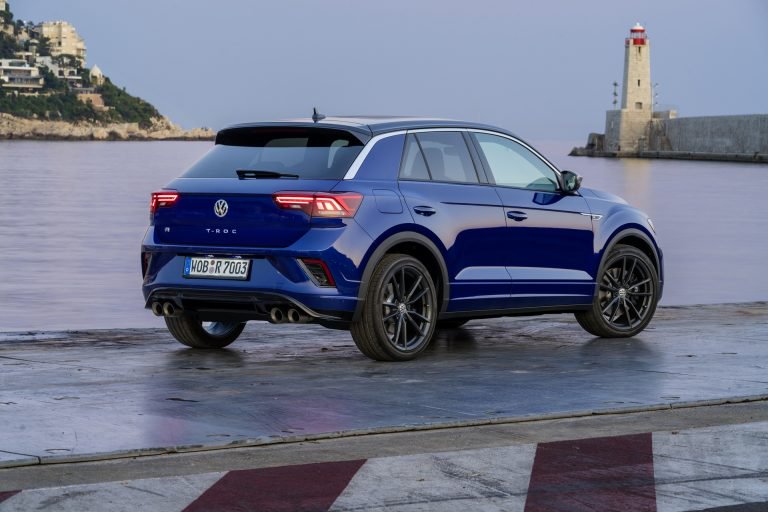 Volkswagen nxjerr në shitje “T-Roc R”, versioni më i fuqishëm SUV