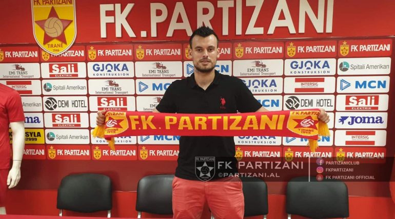 I riu që u vetëhodh nga kati i 6-të është portieri i Partizanit (EMRI)