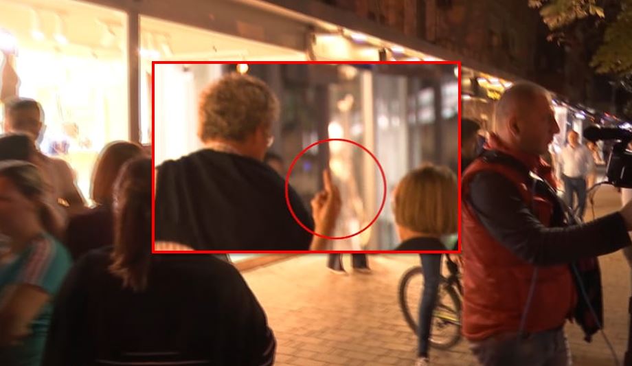 U tregoi gishtin e mesit protestuesve të Astirit, reagon për herë të parë selia e OSBE