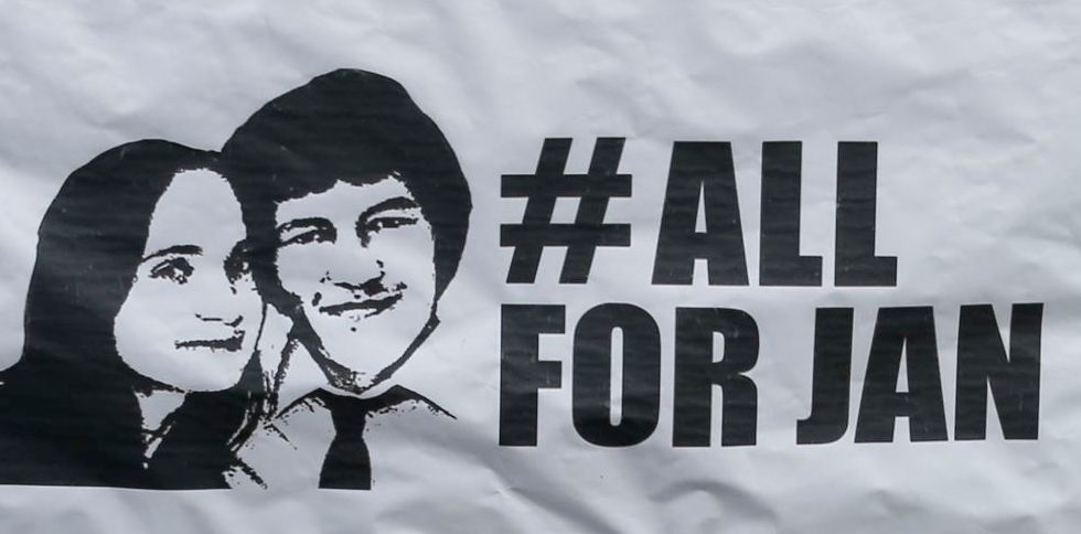 Katër të akuzuar për vrasjen e gazetarit sllovak që çoi në dorëheqjen e kryeministrit