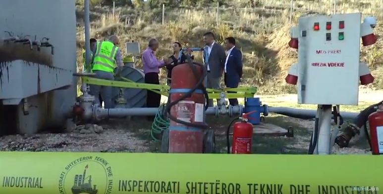 Bllokohen 298 tonë karburant jashtë standardit të tregtimit (VIDEO)