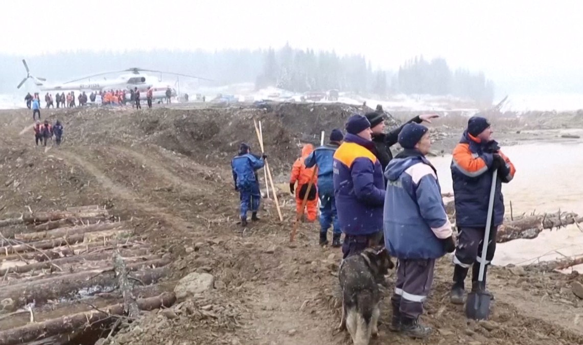 Shembet diga në minierën e arit, 15 të vdekur