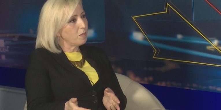 Pronari i kërkonte favore seksuale, avokatja shqiptare denoncon rastin: Bosat që kutërbojnë era u*inë e parfum bashkë