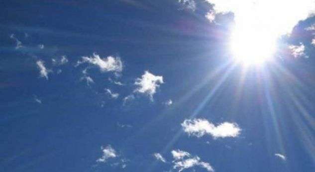 Vijon moti i ngrohtë me diell, ja parashikimi për sot
