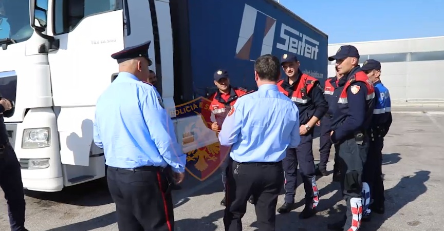 Pas Durrësit, aksion blic në doganën e Tiranës, 200 forca kontrolle të imtësishme, 7 të shoqëruar (VIDEO)