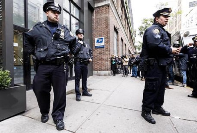 Shkëmbim zjarri në Brooklyn, 4 të vdekur e 3 të plagosur