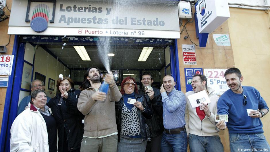 Përveç një fatkeqi, si u bënë të gjithë milionerë brenda natës në këtë qytet të vogël (FOTO)