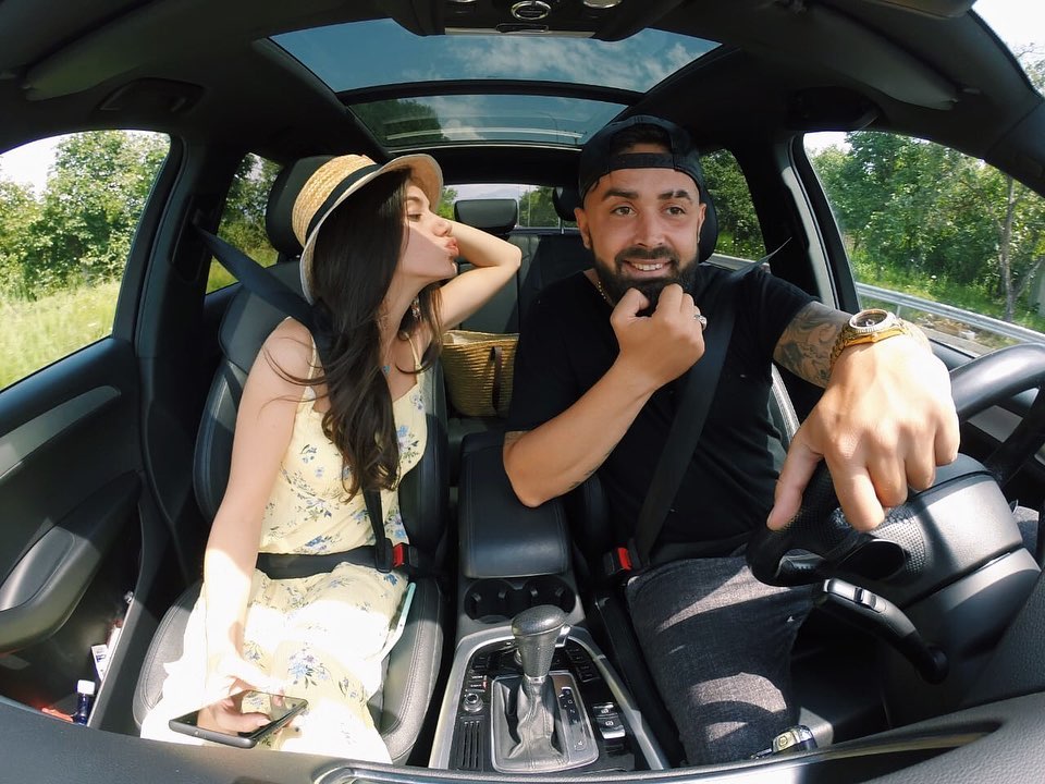 Fatma dhe Alfio zbulojnë gjininë e bebit në mënyrë shumë të veçantë (VIDEO)