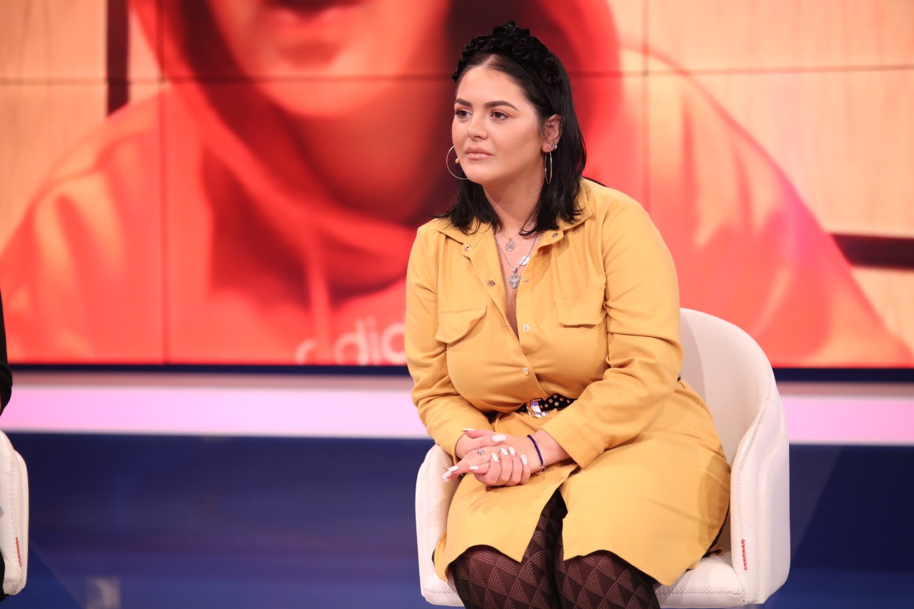 Dikur 95 kg, Fifi tregon si e ka përjetuar shtimin në peshë: Mami filloi të qante