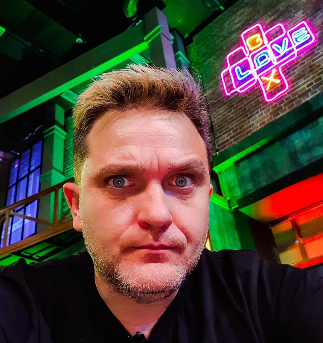 Julian Deda tregon se humbi shumë fansa kur u fut në politikë