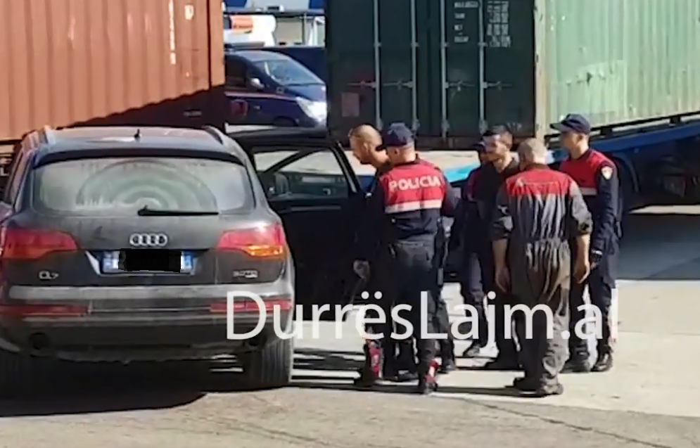 VIDEO/ Operacioni në portin e Durrësit, disa persona shoqërohen në polici