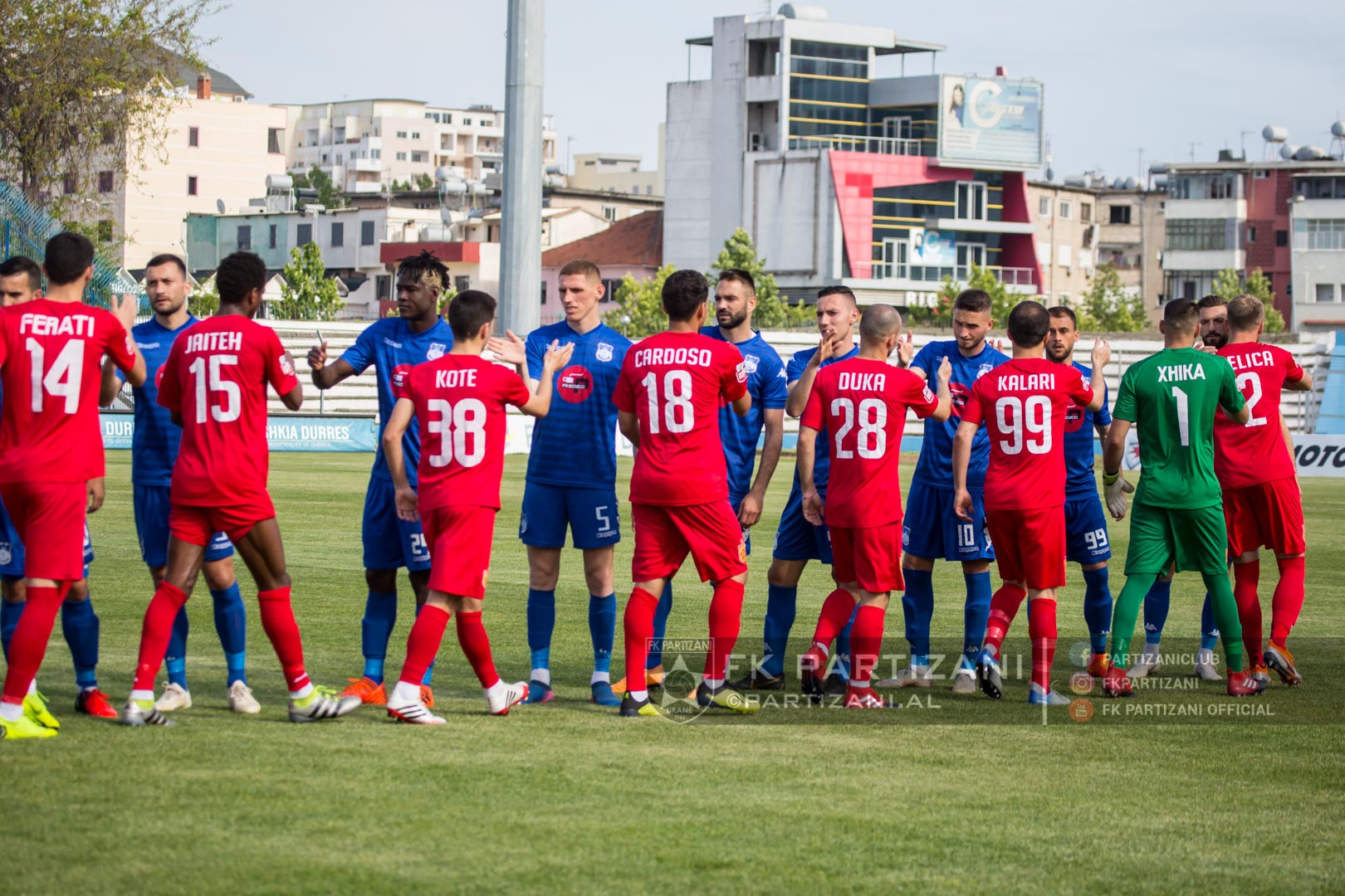 Pesë herë pa tifozë në 3 sezonet e fundit, rastësia e çuditshme me sfidën Partizani-Teuta