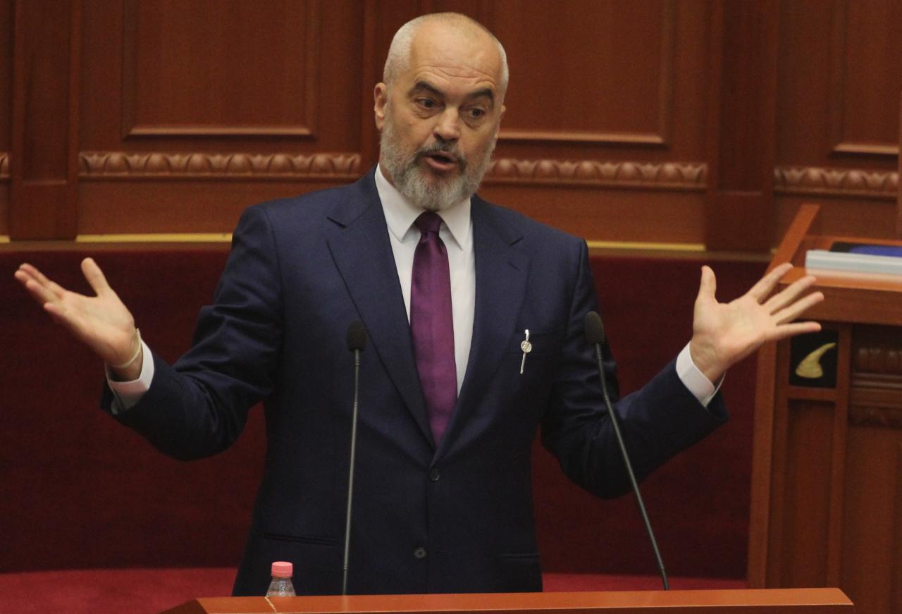 Shpërthimi i Ramës në Kuvend përmes fotove