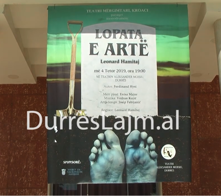 &#8220;Lopata e Artë&#8221; sonte në teatrin e Durrësit, historia prekëse e njeriut të thjeshtë (VIDEO)