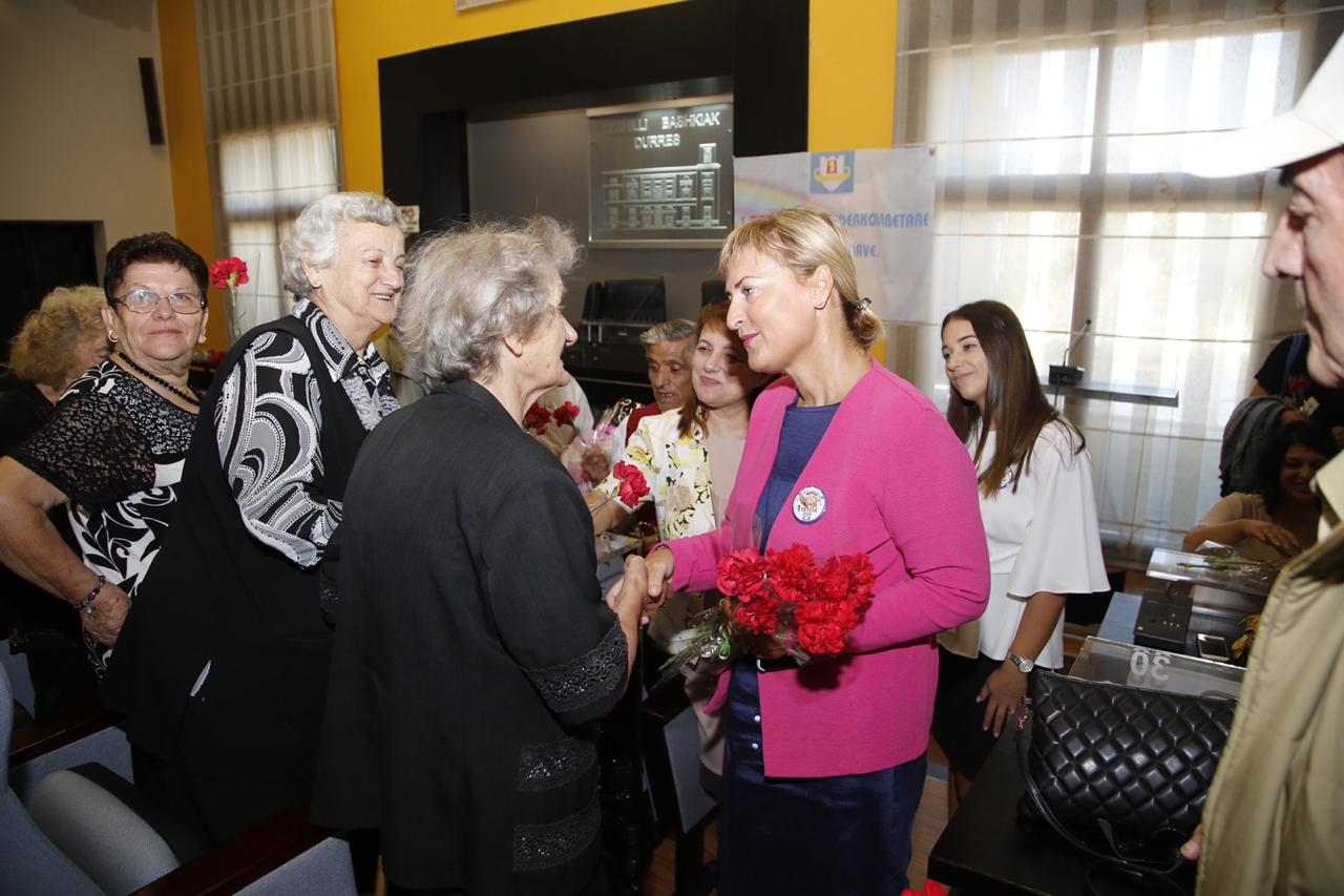 Sako uron të moshuarit me rastin e 1 tetorit, një tjetër qendër ditore për moshën e tretë