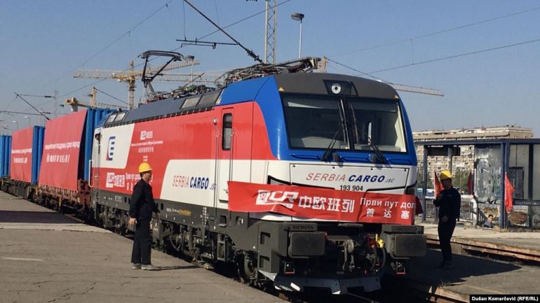 Treni i parë kinez i mallrave arrin në Beograd pas një muaji udhëtim