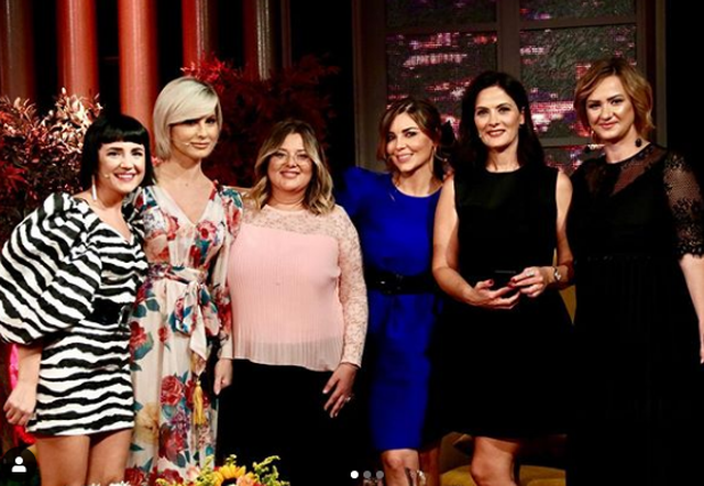 “Tallej me mua dikur”, gazetarja “ia përplas” në fytyrë momentin Anila Bashës në emision