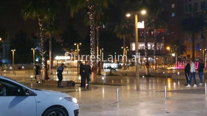 Valixhe e dyshimtë në qendër të Durrësit, çfarë zbuloi policia (VIDEO)