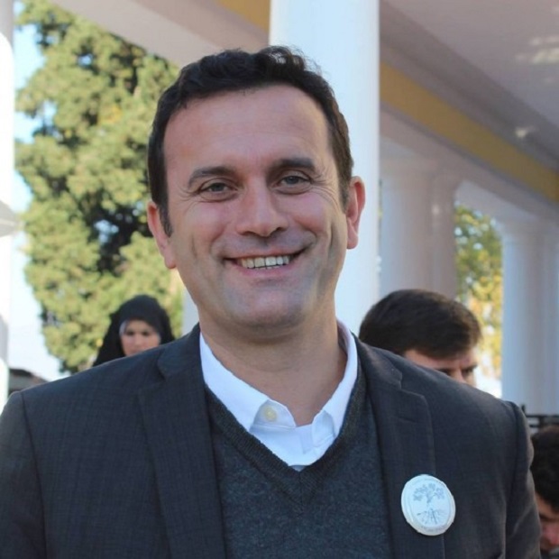 U arrestua 25-vjeçarja nga Durrësi për “fake news”, Dom Gjergj Meta: Të lirohet menjëherë