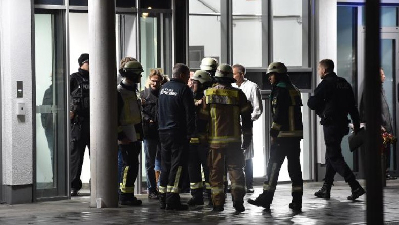 Vritet me thikë djali i ish-Presidentit gjerman, u qëllua brenda spitalit në Berlin (VIDEO)