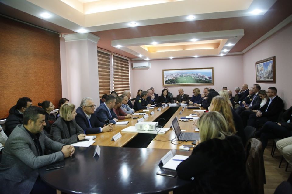 Durrës, mblidhet Komiteti Rajonal i Zhvillimit të Turizmit. Autoritetet “harrojnë” të japin statistika për sezonin turistik