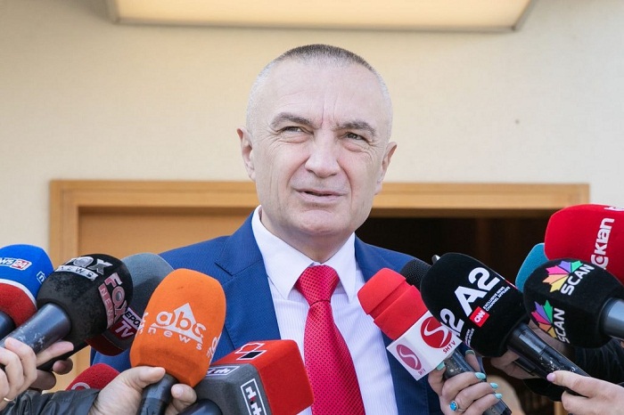 Presidenti Meta: Liria e medias në vend është përkeqësuar ndjeshëm