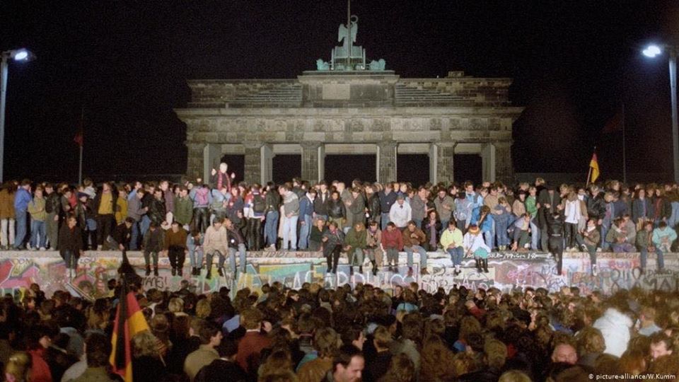 Basha përkujton 30 vjetorin e rënies së Murit të Berlinit