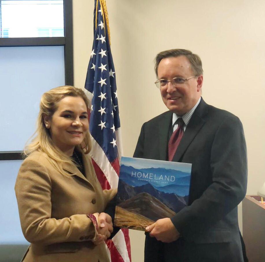 Kryemadhi takon zyrtarin e lartë të DASH: Shkëmbyem mendime për zgjidhjen e krizës