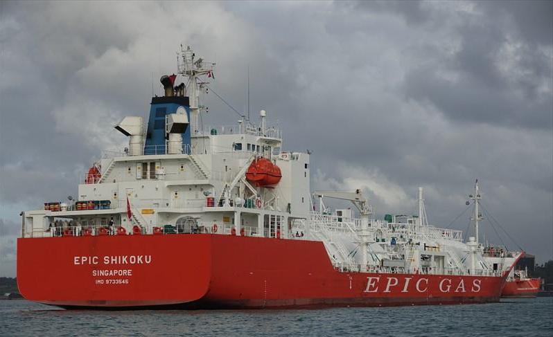 Tankeri “Epic Shikoku”, 10 ditë lundrim për 8 mijë tonë gaz nga Holanda në Durrës
