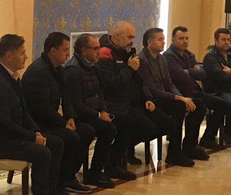 Rama: Dimri s’kalohet nën qiell të hapur, marrëveshje me hotelet në Durrës e Kavajë