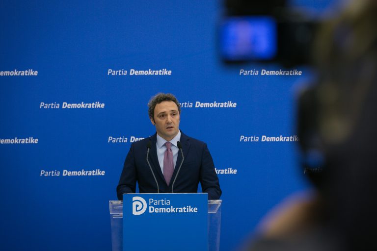 Debati për dëshmorët, PD: Në Shqipëri glorifikojnë figurat gjakatare