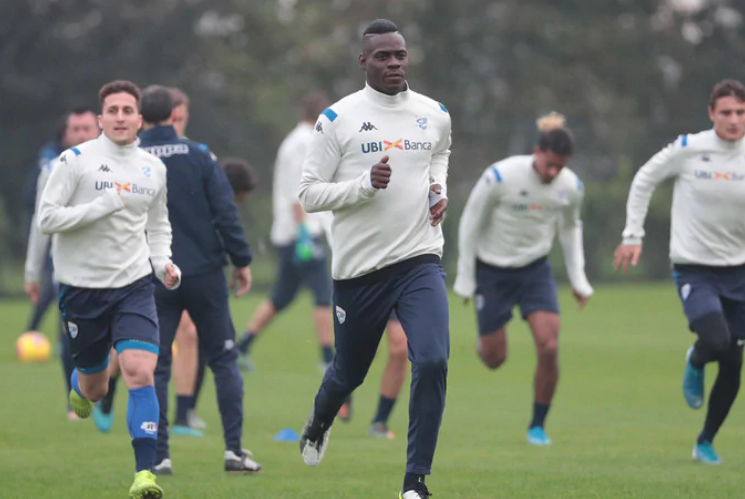 Grosso shpjegon arsyet e përjashtimit të Balotellit nga stërvitja