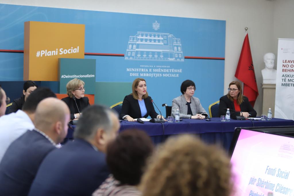 Fondi Social, Manastirliu me kryetarët e bashkive: Financim për 14 shërbime të reja