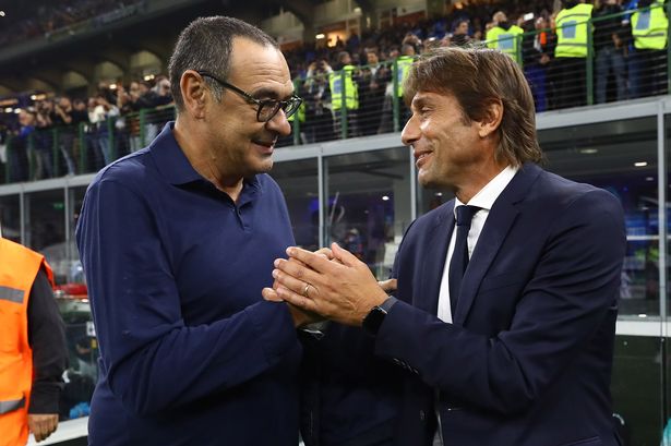 Juventus e Inter, garë titulli për rekord falë dyshes Sarri-Conte