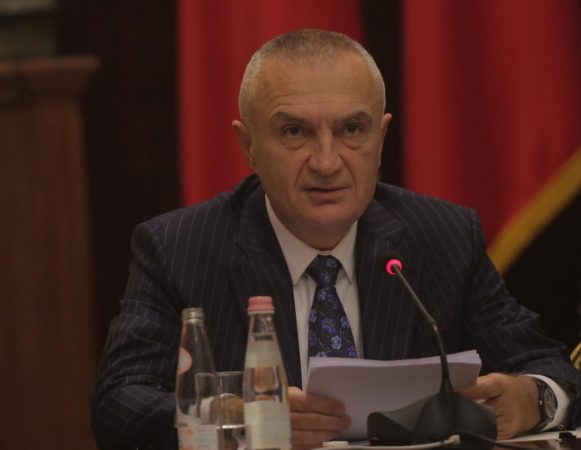 Meta njofton konferencë të jashtëzakonshme për mediat