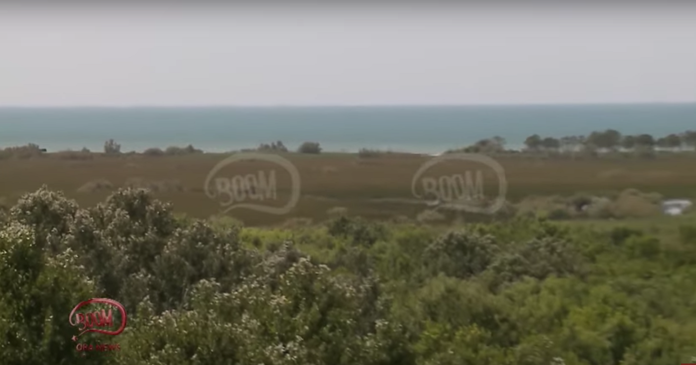 100 vjet vjedhje e tokës publike: historia e grabitjes së mijëra hektarëve në Gjirin e Lalzit