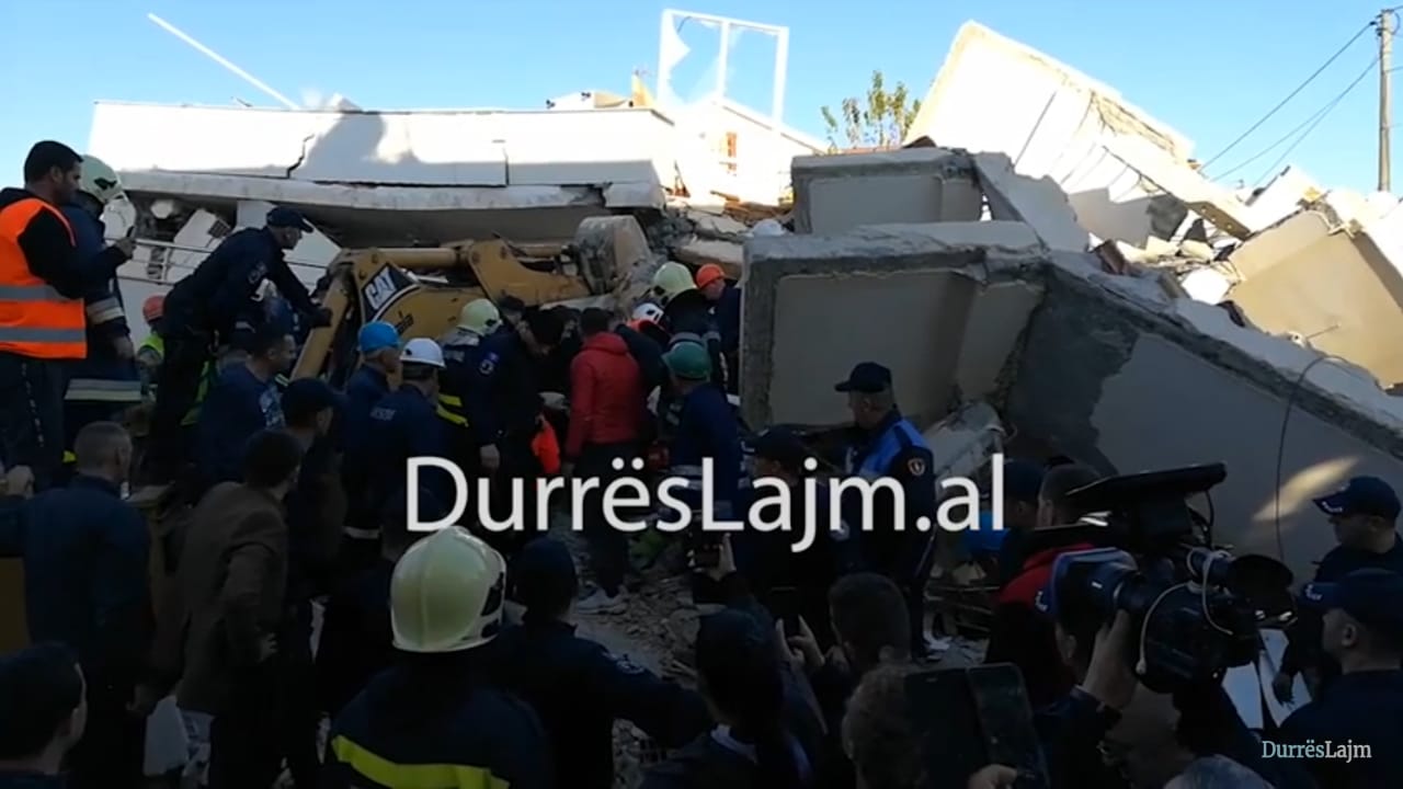 Ministria e Mbrojtjes thirrje gazetarëve e banorëve: Lëkundjet vazhdojnë, mos hyni në godinat e dëmtuara