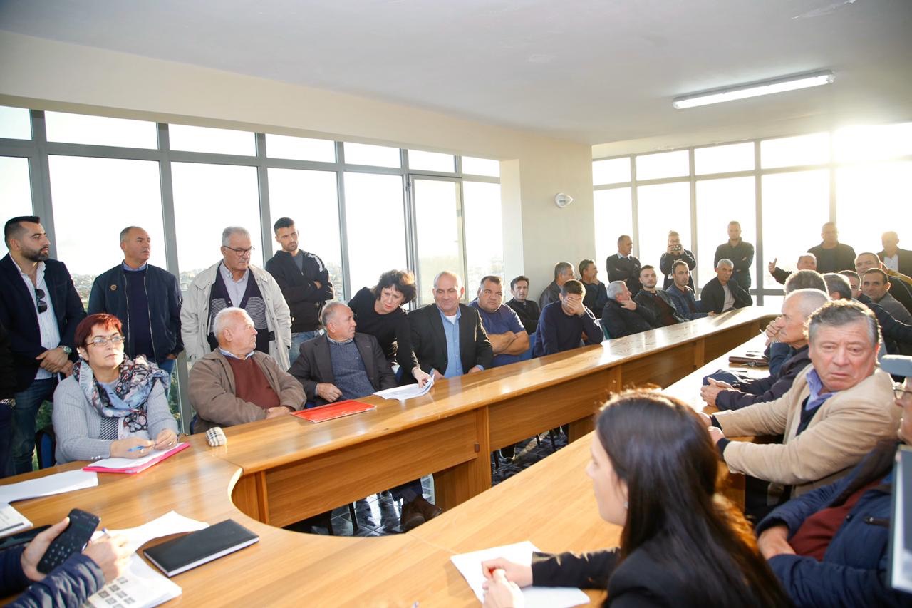 Bashkia e Durrësit organizon 4 Dëgjesa Publike në Rrashbull (FOTO)