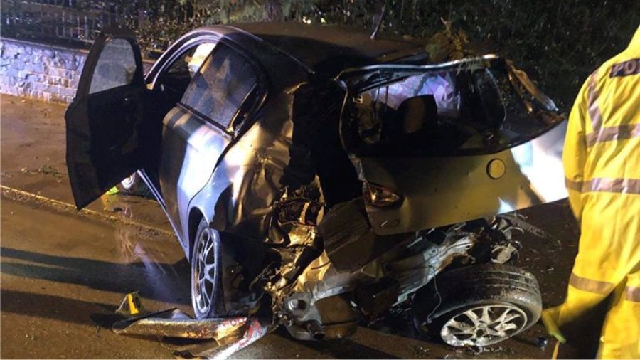 Arrestohet 18-vjeçari që shkaktoi aksidentin ku humbën jetën dy 17-vjeçare